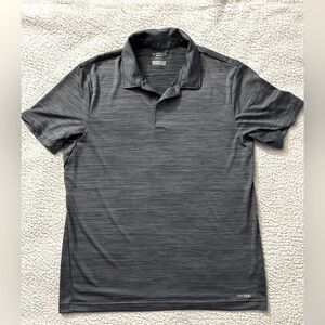 Men’s Medium Tek Gear DryTek golf shirt